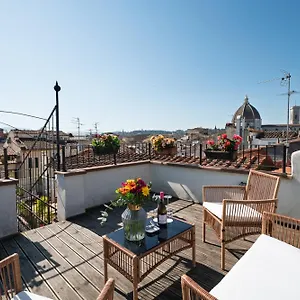 Residenza Conte Di Cavour & Rooftop Guest house Florence