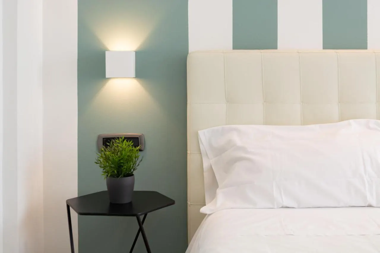 Aparthotel 4 Star Bologna Train Station - Self Check-In Italia
