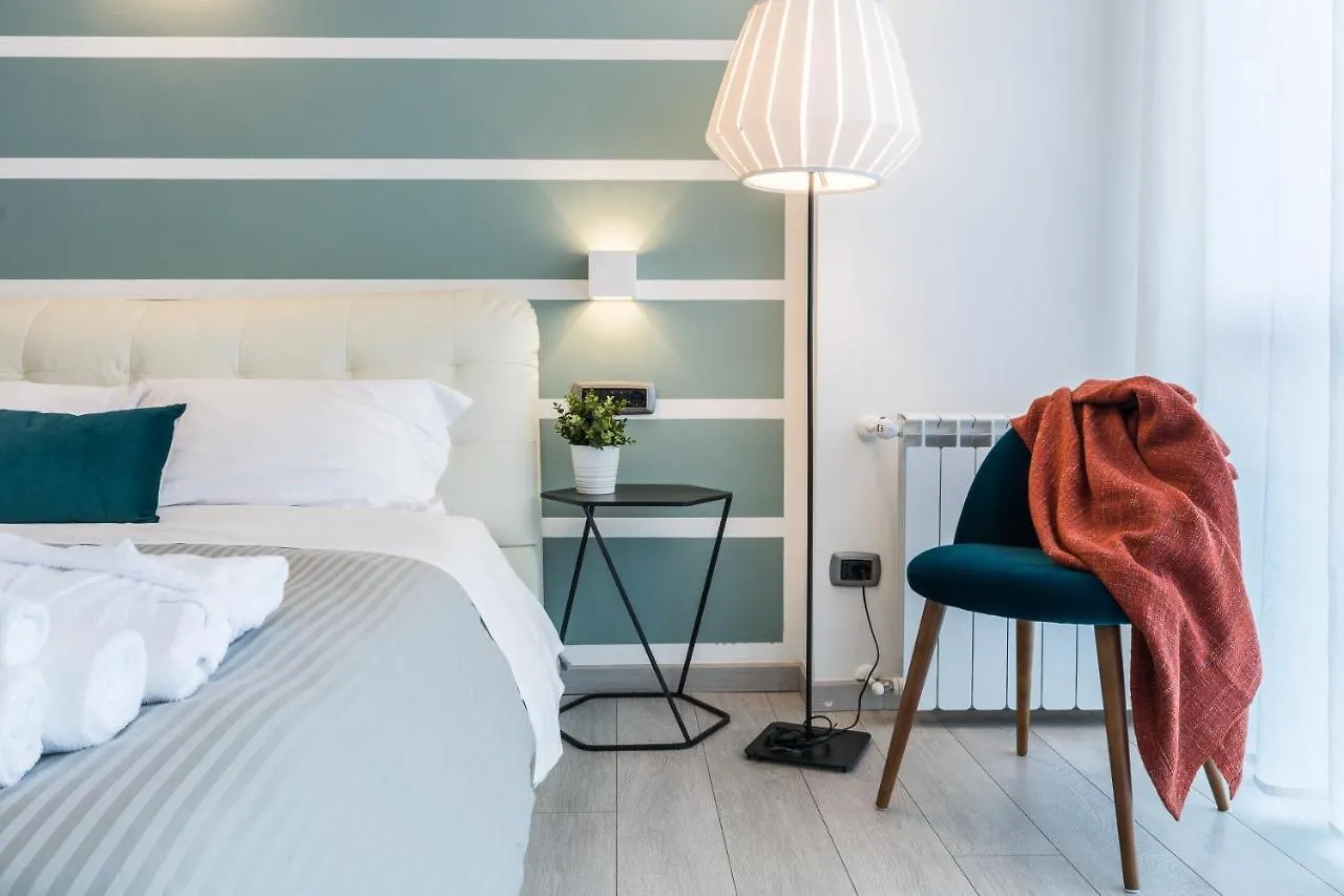 Aparthotel 4 Star Bologna Train Station - Self Check-In Italia
